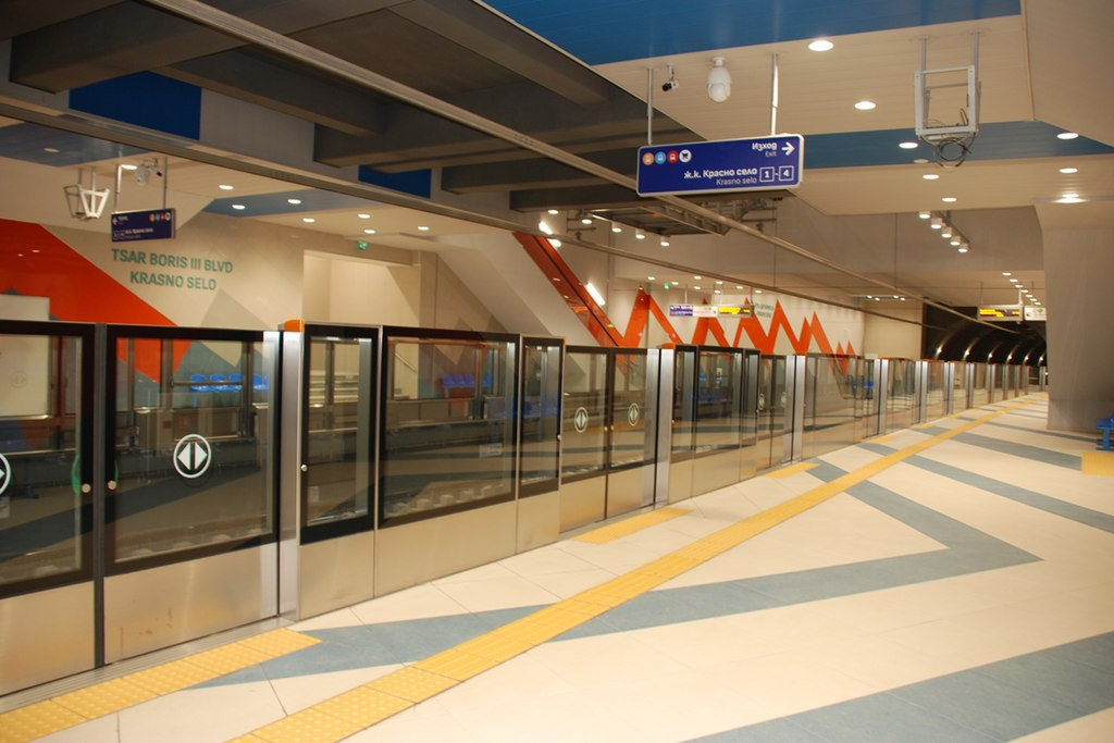 Metroda üç yeni stansiya tikilir
