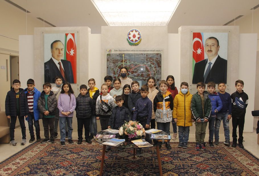 Pandemiya dövründə məktəblilərin metropolitenə ilk ekskursiyası təşkil edilib