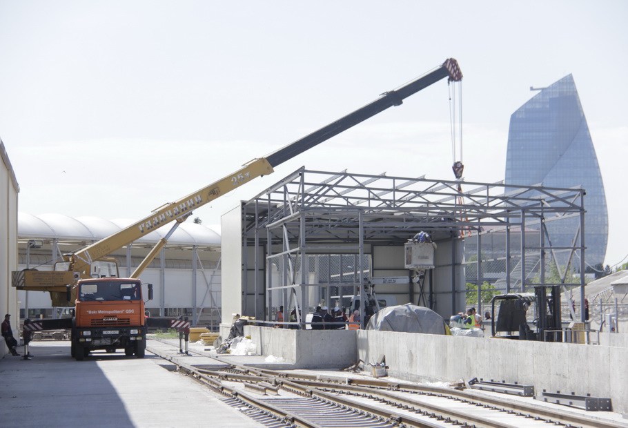 Bakı metropolitenində təkər cütləri vaqon altından çıxarılmadan təmir olunacaq