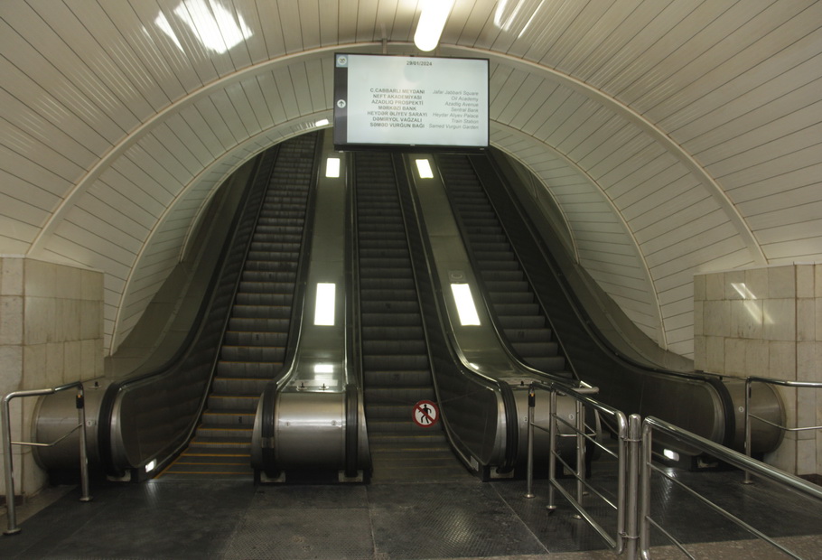 “Cəfər Cabbarlı” stansiyasında eskalator əsaslı təmir edilib