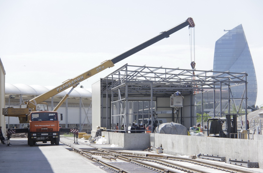 Bakı metropolitenində təkər cütləri vaqon altından çıxarılmadan təmir olunacaq