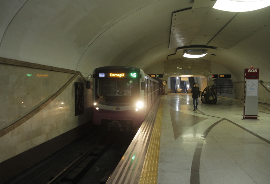 The Densest Train Schedule Possible to be Implemented on the Baku Metro