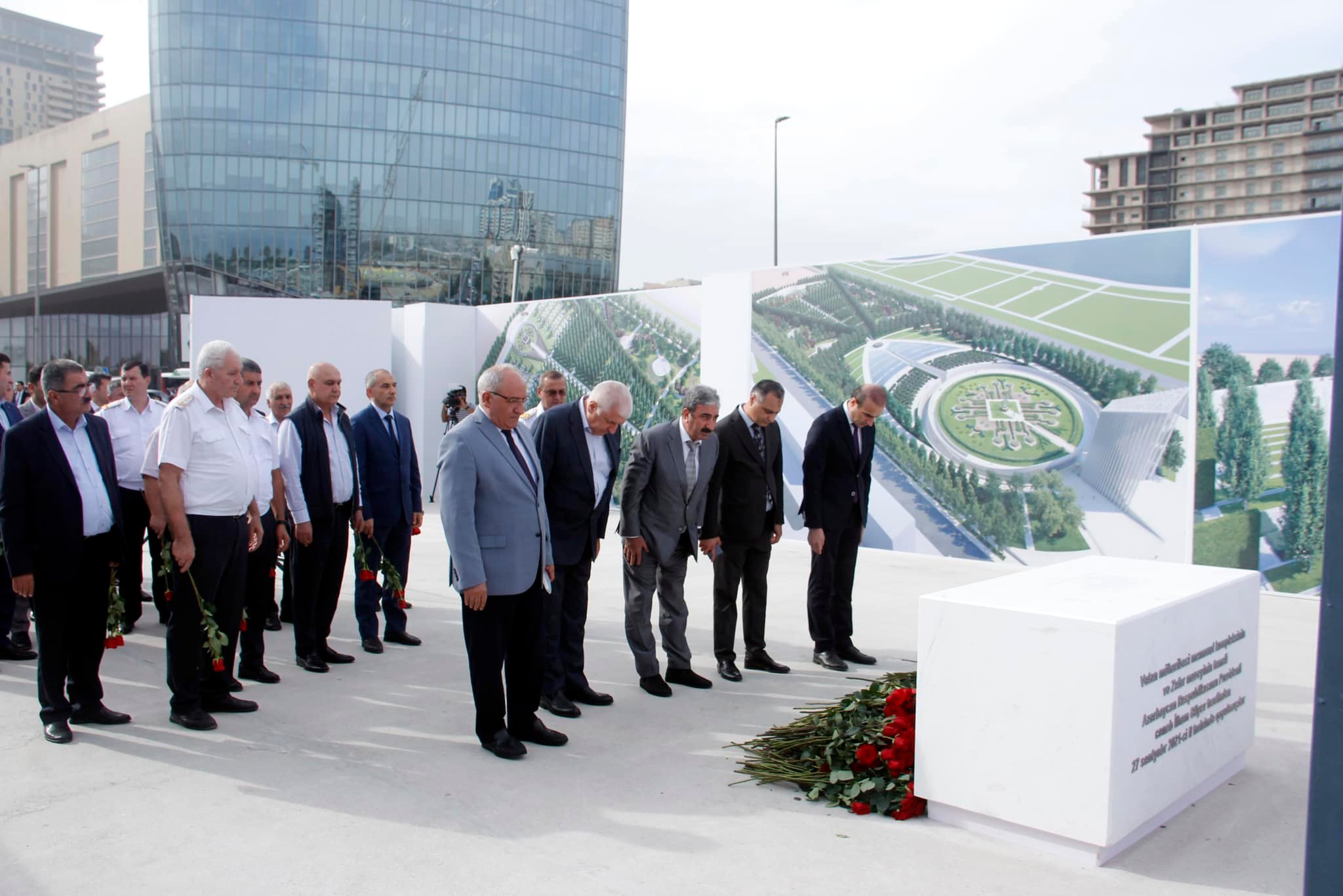 Anım Günü ilə əlaqədar “Bakı Metropoliteni” QSC-nin rəhbərliyi və kollektivin nümayəndə...