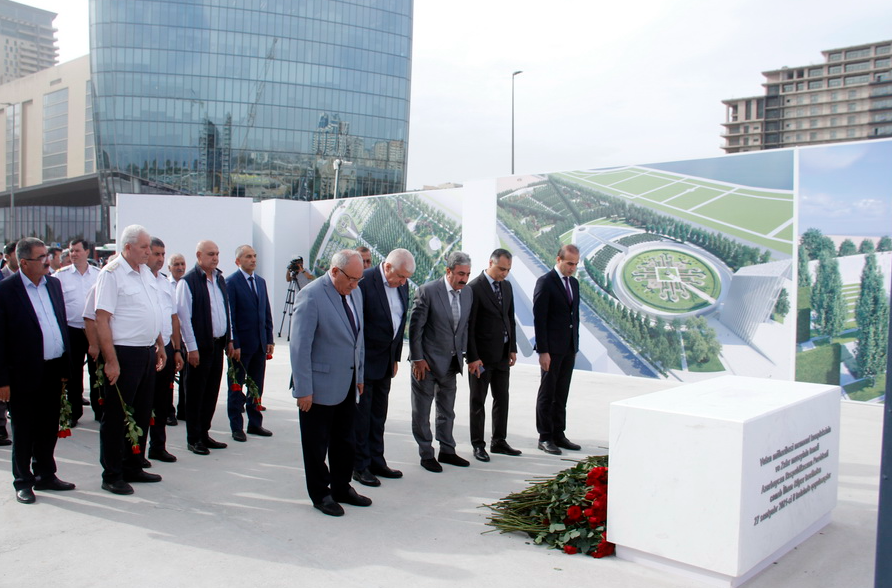 Metropolitençilər Zəfər parkında şəhidlərimizin əziz xatirəsini anıblar