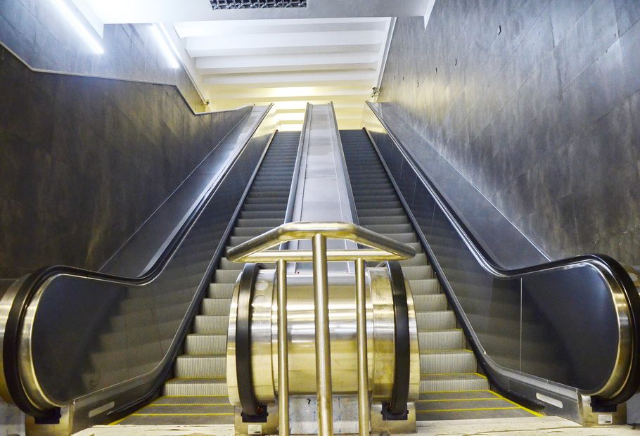 “İnşaatçılar» stansiyasında yeni eskalatorlar istismara veriləcək